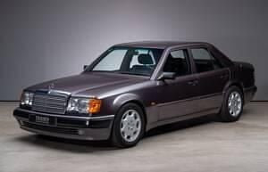 Occasion Mercedes E500 326 ch (239 kW) 1992 Gris Berline