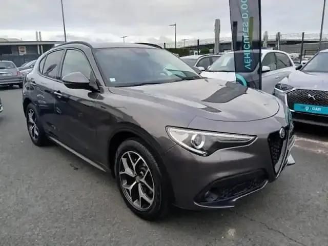 Occasion Alfa Romeo Stelvio Sprint 190 ch (139 kW) 2020 Gris SUV