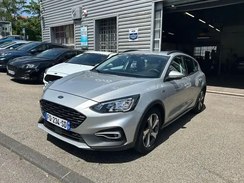 Gris Utilisé 2020 Ford Focus S Berline | 14 490 € (Prix juste) - Image 1/4