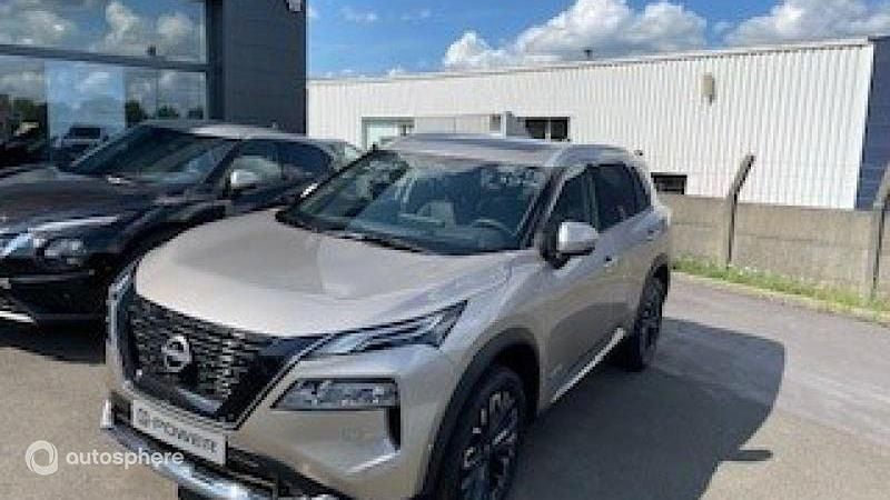 Gris Nouvelle 2025 Nissan X-Trail Tekna SUV | 43 999 € - Image 1/4