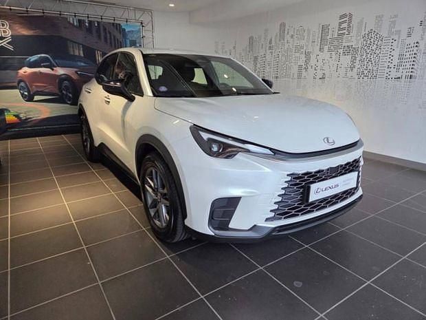 Blanc Utilisé 2024 Lexus LBX SUV | 32 900 € (Super prix) - Image 1/4