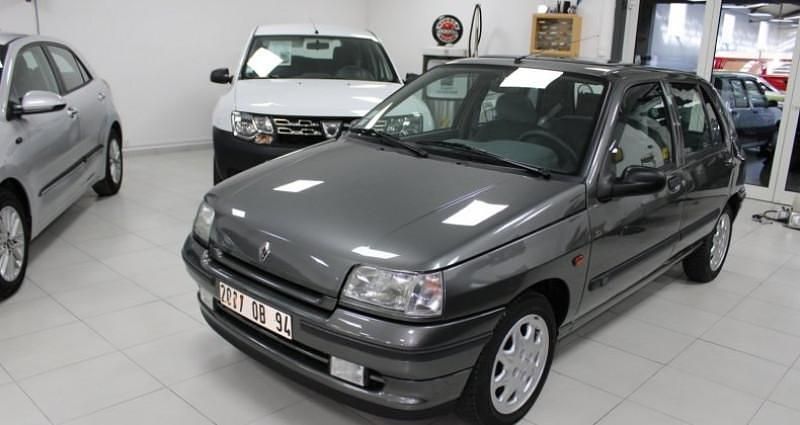 Occasion Renault Clio 80 ch (58 kW) 1994 Gris Citadine