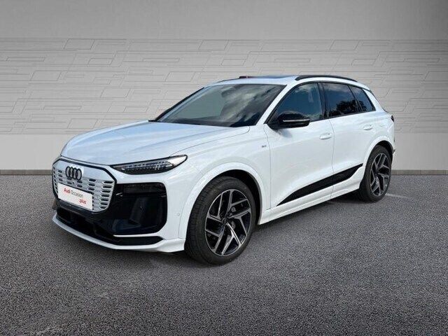 Gris daytona nacré Nouvelle 2024 Audi Q5 Sportback S-Line SUV | 84 900 € - Image 1/4