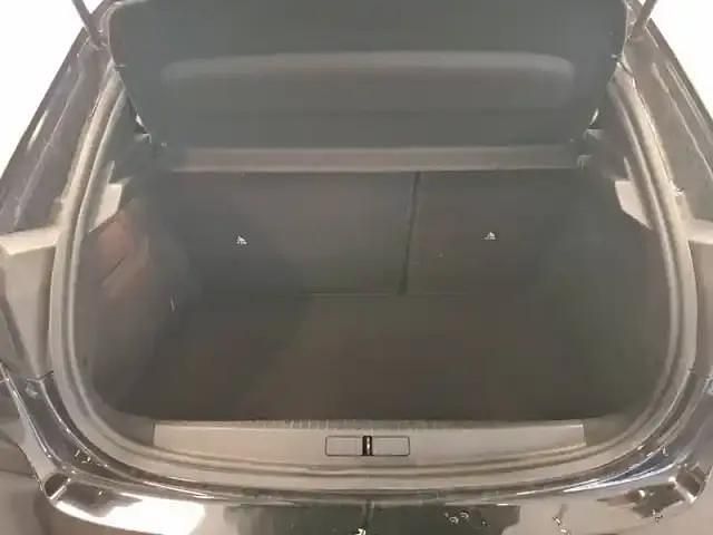 Noir perla nera metallise Occasion 2023 Peugeot 208 Allure Citadine | 14 290 € (Prix juste) - Image 1/4