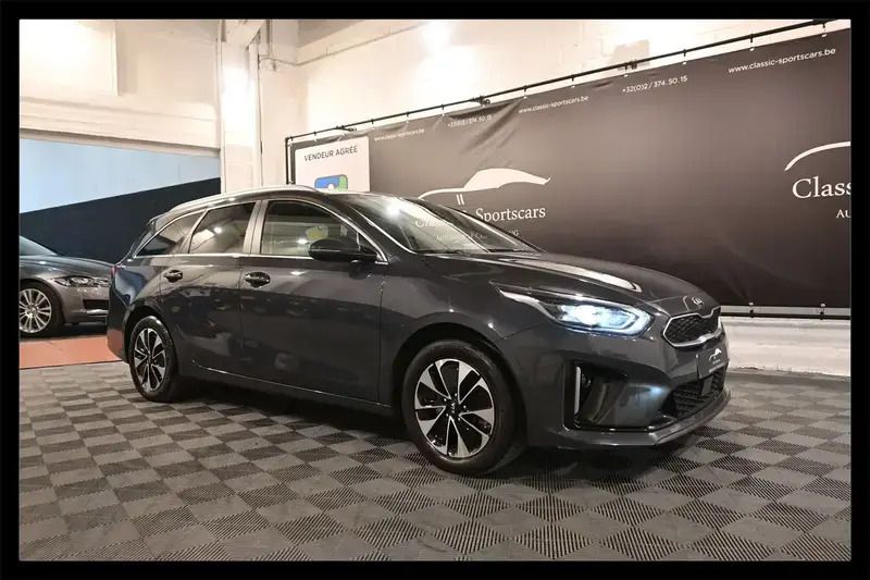 Gris Utilisé 2022 Kia Ceed Sportswagon Break | 16 950 € (Super prix) - Image 1/4