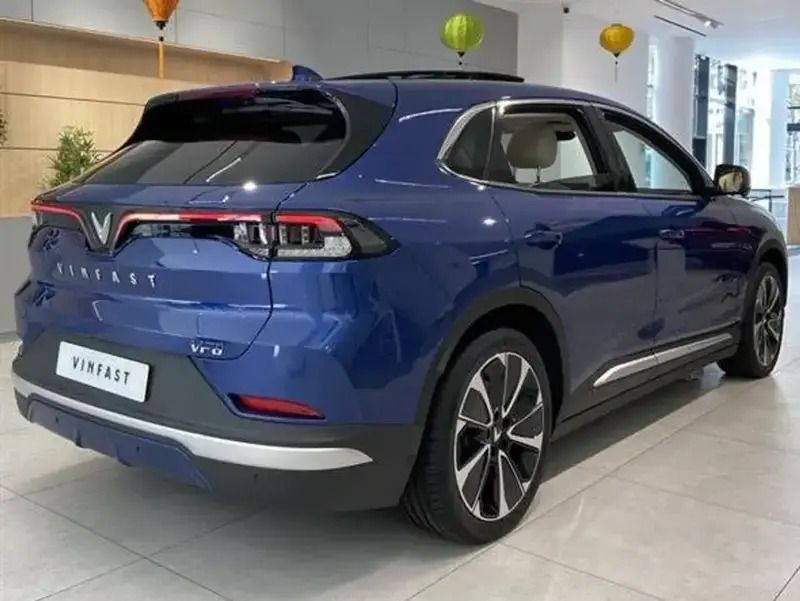 Occasion VinFast VF 8 Plus 300 kW (408 ch) 2024 Bleu SUV