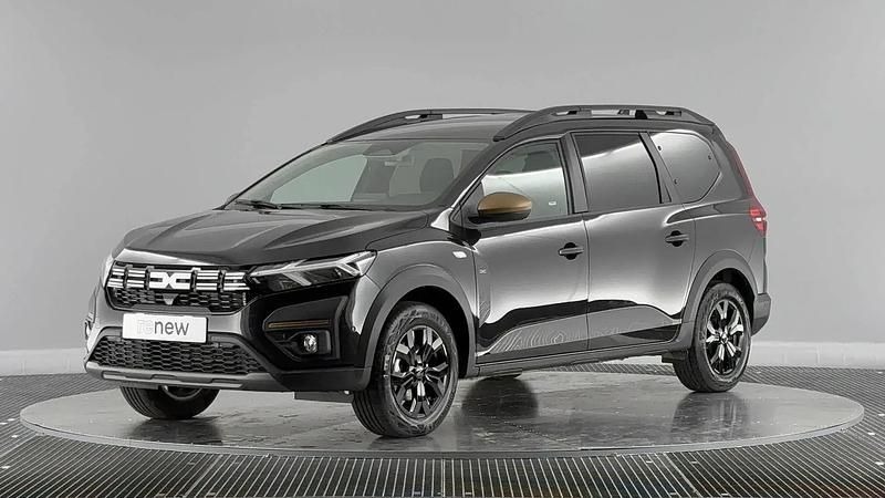 Noir Utilisé 2025 Dacia Jogger Extreme Monospace | 26 990 € (Prix assez cher) - Image 1/4