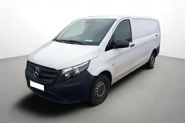 Blanc Utilisé 2022 Mercedes Vito | 31 991 € - Image 1/4