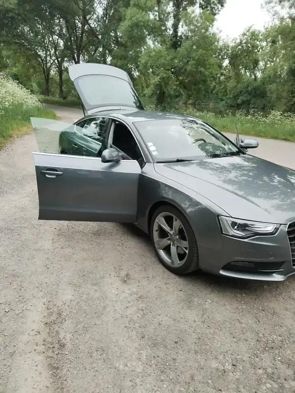 Gris Utilisé 2012 Audi A5 Sportback Berline | 16 500 € - Image 1/4