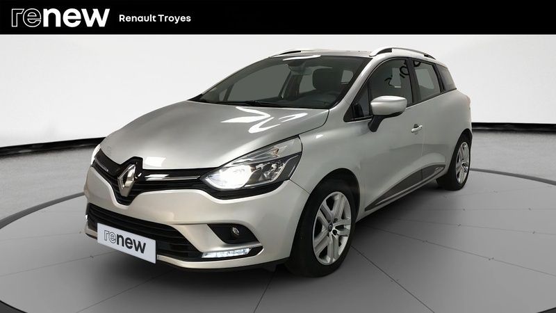 Gris platine Utilisé 2017 Renault Clio GrandTour Business Break | 9 799 € (Prix juste) - Image 1/4