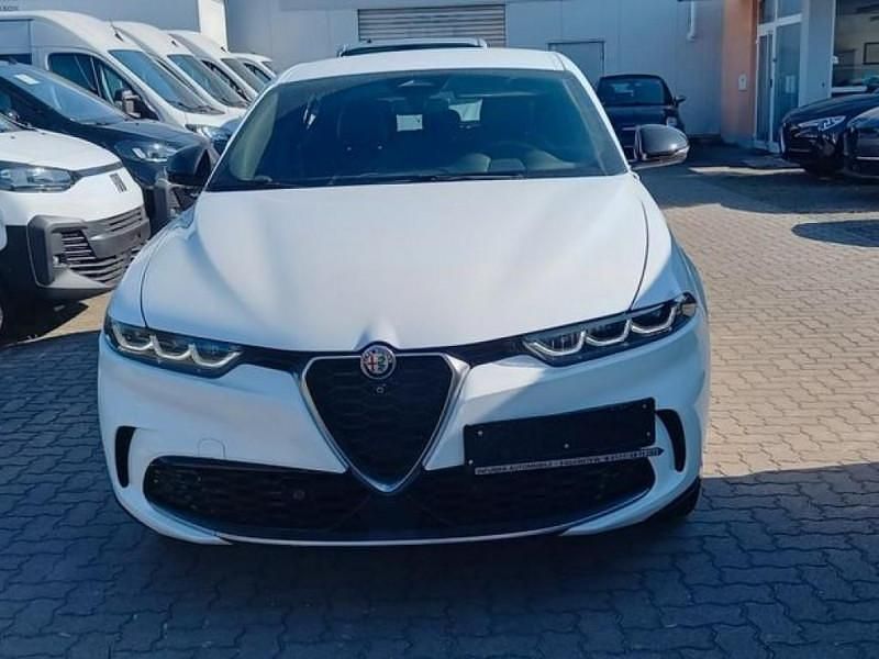 Utilisé 2023 Alfa Romeo Tonale SUV | 28 999 € (Bon prix) - Image 1/4