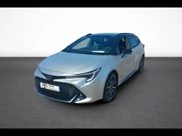 Gris Utilisé 2025 Toyota Corolla Sport Break | 36 350 € (Prix assez cher) - Image 1/4