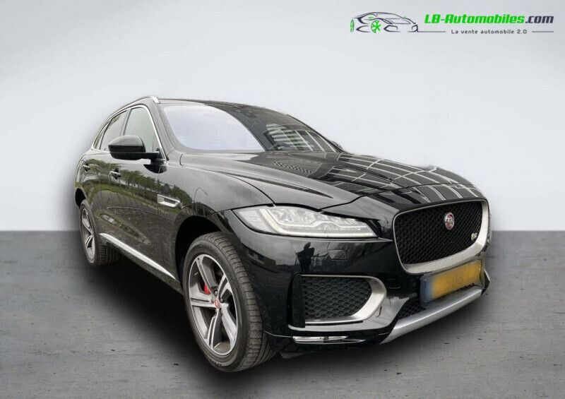 Utilisé 2018 Jaguar F-Pace SUV | 39 000 € - Image 1/4