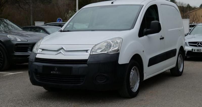 Blanc Occasion 2011 Citroën Berlingo Business Class Monospace | 6 659 € (Super prix) - Image 1/4