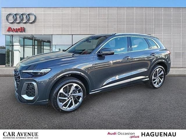 Gris tambora métallisé Nouvelle 2025 Audi Q5 Design SUV | 74 640 € (Prix assez cher) - Image 1/4