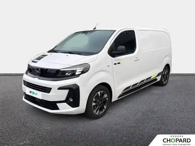Blanc Nouvelle 2025 Opel Vivaro Sportive Van | 37 590 € (Prix juste) - Image 1/4
