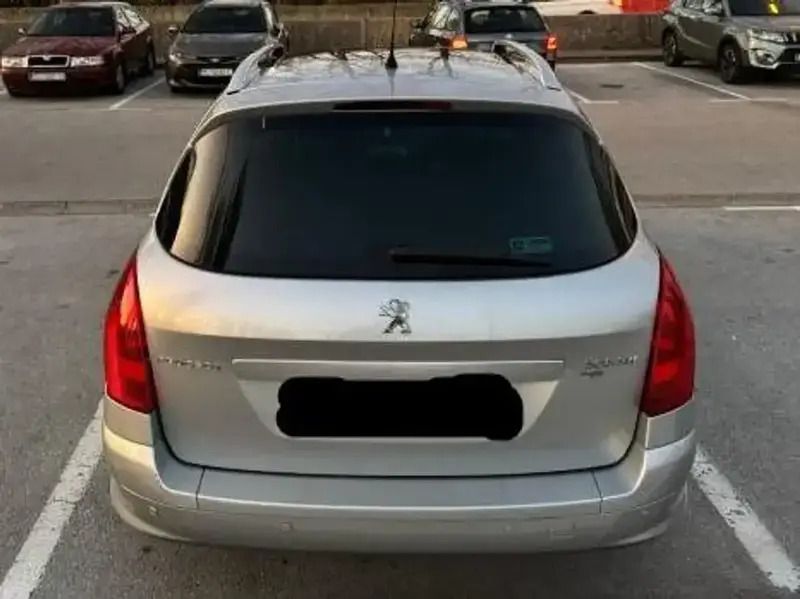 Image 2/4