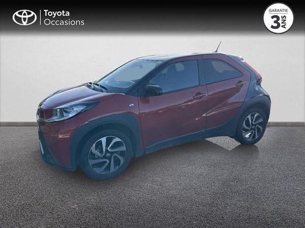 Noir Utilisé 2024 Toyota Aygo Design Citadine | 16 990 € (Prix juste) - Image 1/4
