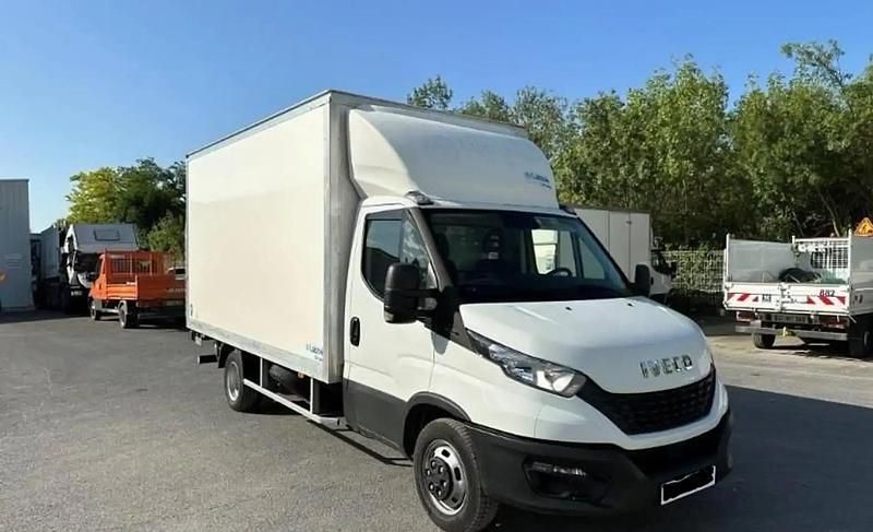 Utilisé 2021 Iveco Daily | 24 500 € (Super prix) - Image 1/4