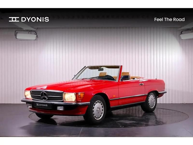 Rouge Occasion 1987 Mercedes SL300 Cabriolet | 41 990 € - Image 1/4