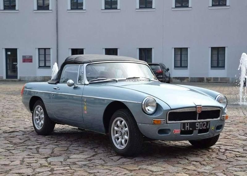 Bleu Utilisé 1992 MG B Cabriolet | 17 900 € - Image 1/4