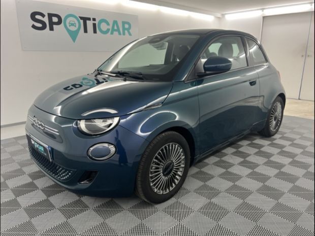 Blanc Utilisé 2022 Fiat 500e Citadine | 17 990 € (Prix juste) - Image 1/4
