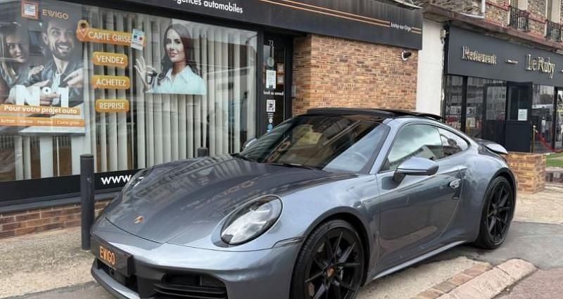 Utilisé 2024 Porsche 992 Chrono Coupé | 177 990 € - Image 1/4