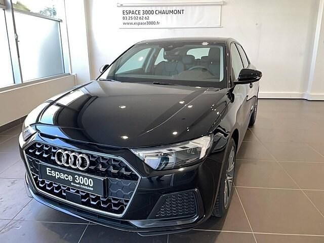 Noir mythe métallisé gris manhattan métallisé Nouvelle 2025 Audi A1 Sportback Design Citadine | 26 500 € (Prix juste) - Image 1/4