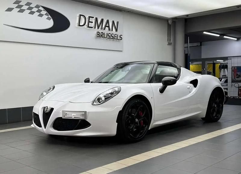Blanc Utilisé 2017 Alfa Romeo 4C Spider Cabriolet | 78 900 € - Image 1/4