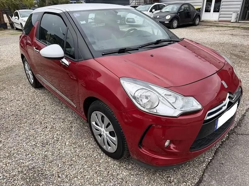 Rouge Occasion 2013 Citroën DS3 Chic Berline | 8 990 € (Prix juste) - Image 1/4
