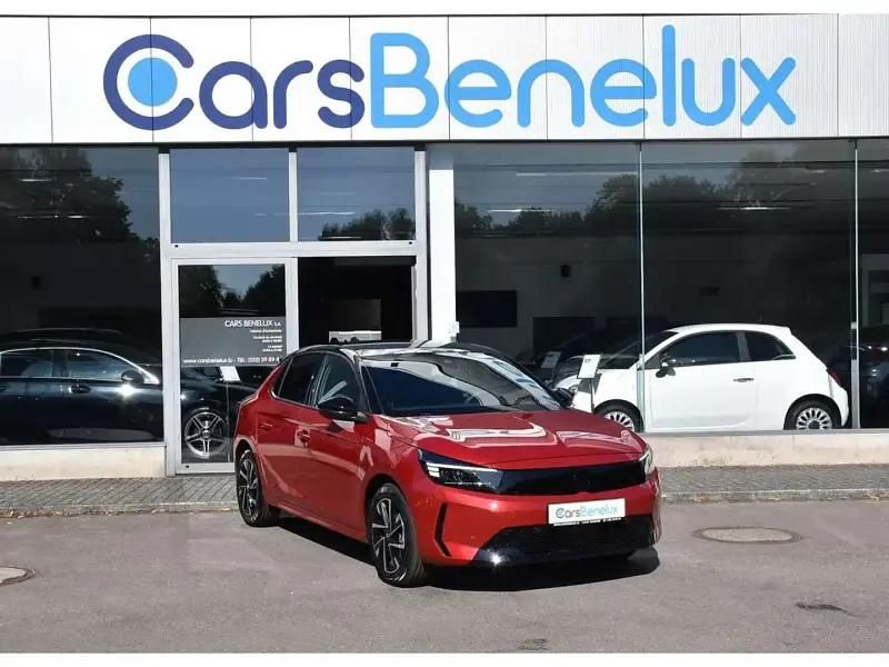Rouge Utilisé 2024 Opel Corsa Berline | 19 890 € (Prix juste) - Image 1/4