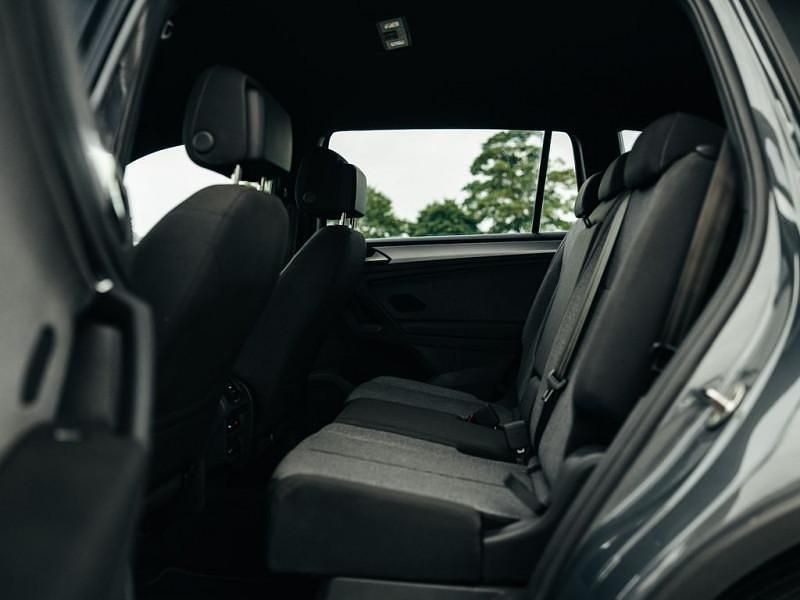 Image 3/4
