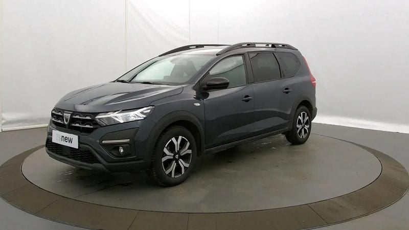 Gris Occasion 2022 Dacia Jogger Extreme Monospace | 16 790 € (Prix juste) - Image 1/4
