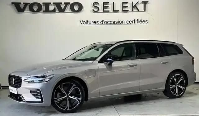 Argent aurore métallisé Occasion 2024 Volvo V60 Plus Break | 53 900 € (Prix cher) - Image 1/4