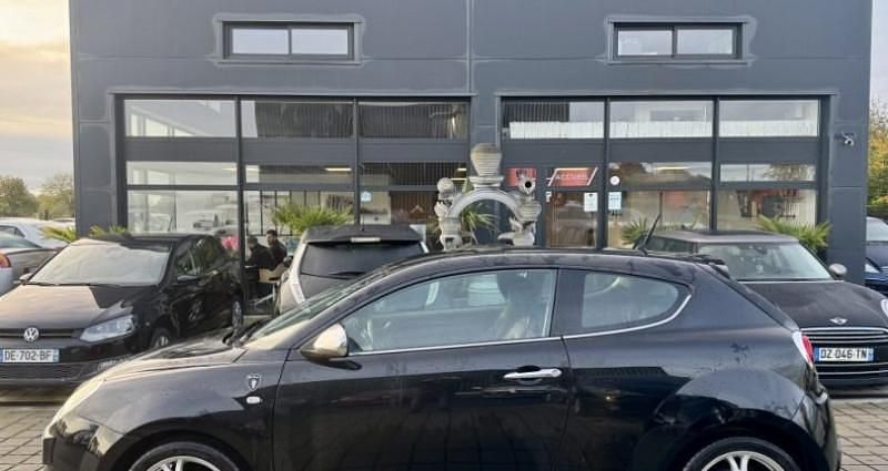 Noir Utilisé 2018 Alfa Romeo MiTo Citadine | 8 490 € - Image 1/4