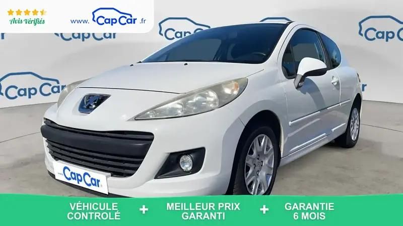 Blanc Utilisé 2013 Peugeot 207 Citadine | 5 990 € (Prix juste) - Image 1/4