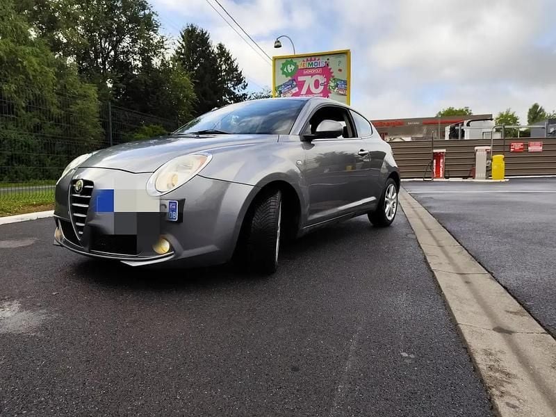 Utilisé 2011 Alfa Romeo MiTo Distinctive Citadine | 4 300 € - Image 1/4