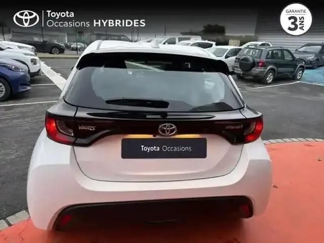 Occasion Toyota Yaris Hybrid 116 ch (85 kW) 2022 Blanc Berline