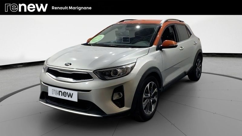 Gris Utilisé 2019 Kia Stonic SUV | 11 999 € (Bon prix) - Image 1/4