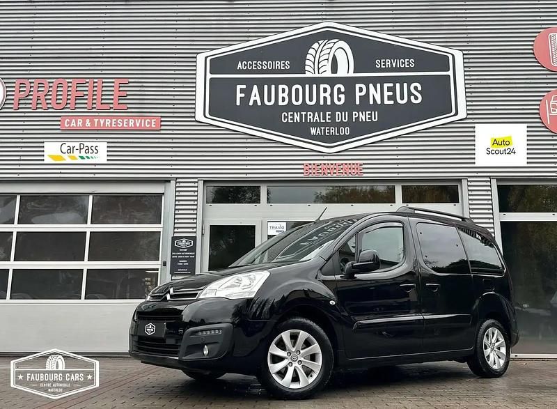 Gris Utilisé 2017 Citroën Berlingo Monospace | 13 990 € (Super prix) - Image 1/4