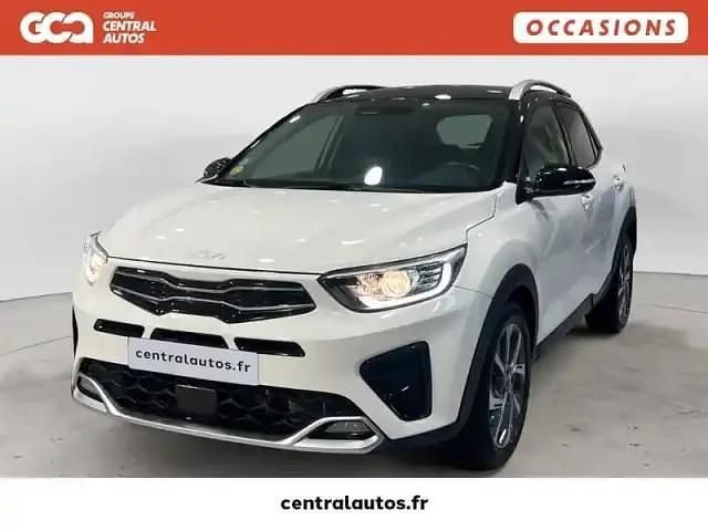 Occasion Kia Stonic 120 ch (88 kW) 2022 Blanc SUV