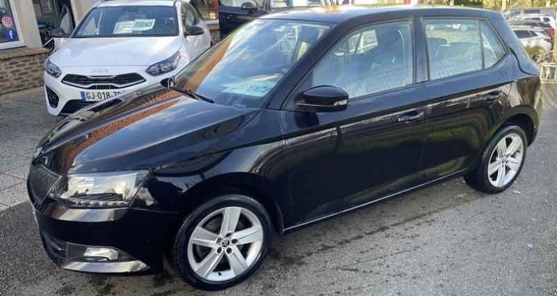 Utilisé 2015 Skoda Fabia Style Citadine | 9 990 € (Prix assez cher) - Image 1/4