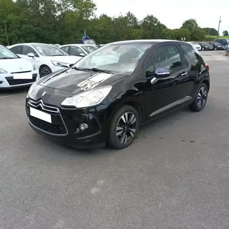 Noir Utilisé 2012 Citroën DS3 So Chic Berline | 8 990 € (Prix assez cher) - Image 1/2