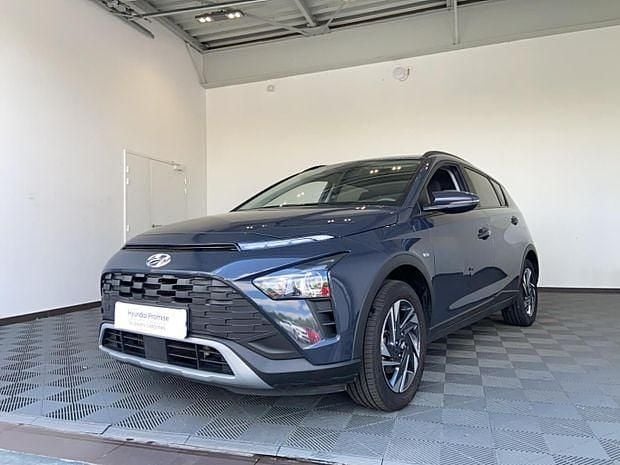 Gris Utilisé 2024 Hyundai Bayon SUV | 16 990 € (Prix juste) - Image 1/4