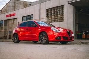 Occasion Alfa Romeo Giulietta Quadrifoglio Verde 240 ch (176 kW) 2015 Rouge Berline