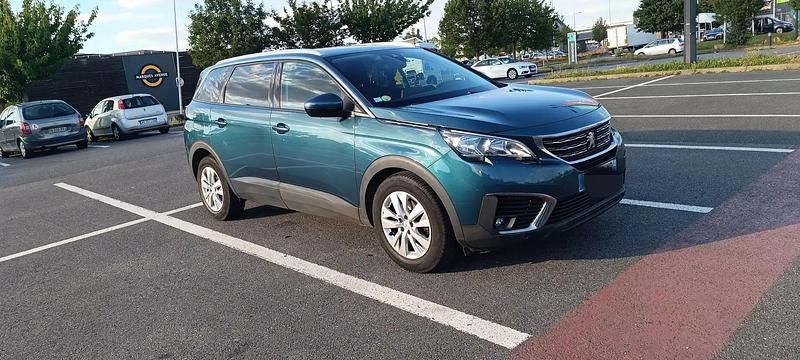 Vert Utilisé 2018 Peugeot 5008 S Monospace | 10 800 € (Super prix) - Image 1/4