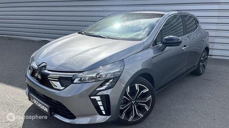 Gris Nouvelle 2025 Mitsubishi Colt Intense Berline | 19 799 € (Prix juste) - Image 1/4