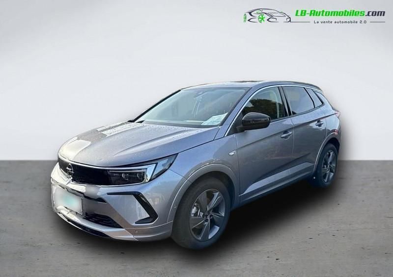 Utilisé 2024 Opel Grandland X SUV | 23 400 € (Prix juste) - Image 1/4