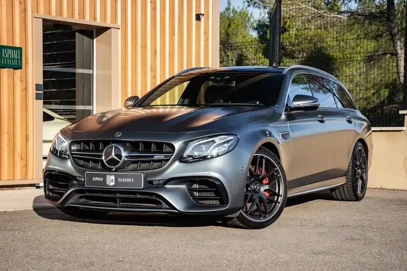 Gris Utilisé 2017 Mercedes E63 AMG AMG Break | 69 900 € (Prix juste) - Image 1/4