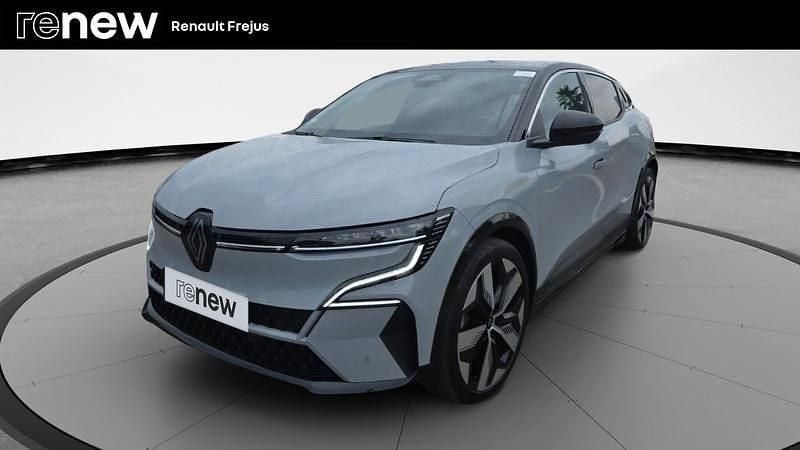 Gris Utilisé 2022 Renault Mégane Techno Berline | 22 990 € (Prix juste) - Image 1/4